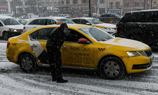 В России подорожали услуги такси на 13 %