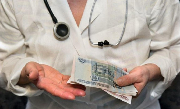 В Кировской области врачи и учителя недополучили более 700 тысяч рублей компенсации по ЖКХ