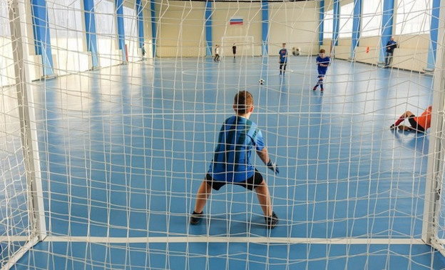 В Нововятске спустя 12 лет открыли спорткомплекс «Россия»