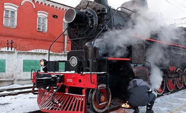 В Перми кочегар перестарался и сжёг ретропоезд