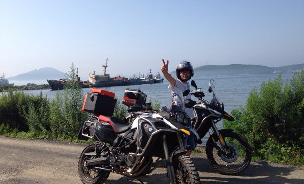 Кировские мотоциклисты начали инспектировать дороги России с Владивостока