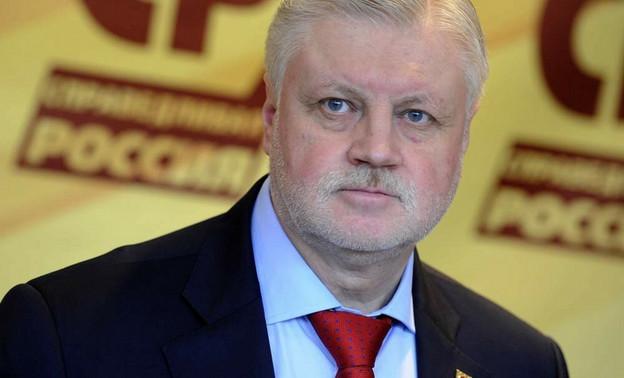 Лидер партии «Справедливая Россия» Сергей Миронов попал в ДТП на Сретенке
