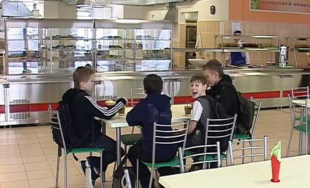 Родители учеников Богородской школы жалуются на качество бесплатного питания