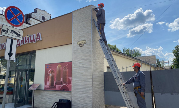 На Спасской перед Домом Витберга установили камеры видеонаблюдения