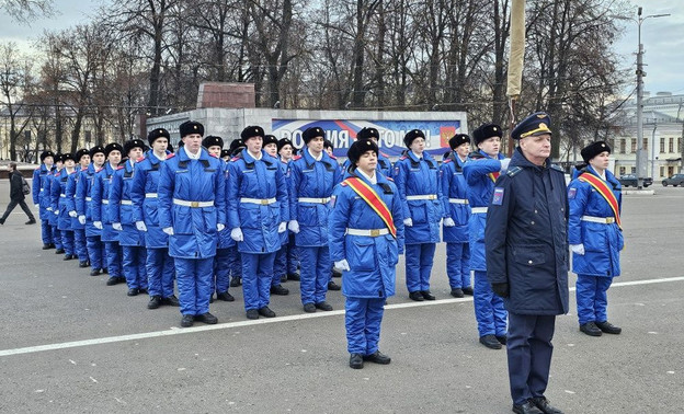 Кировские юнармейцы отправятся на парад Памяти в Самару
