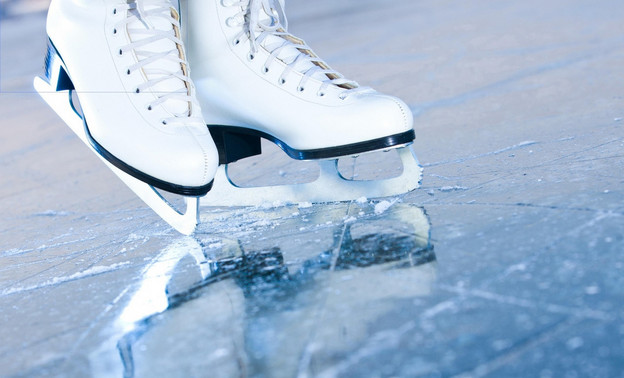 Где в Кирове бесплатно покататься на коньках?