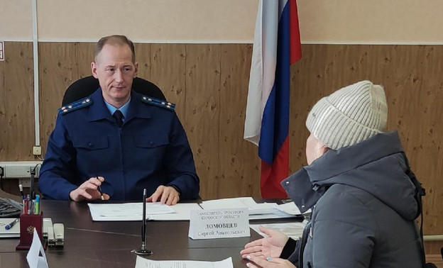 Администрацию Фалёнского района через суд обязали установить контейнеры