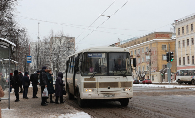 Как будет работать общественный транспорт Кирова в новогодние праздники?