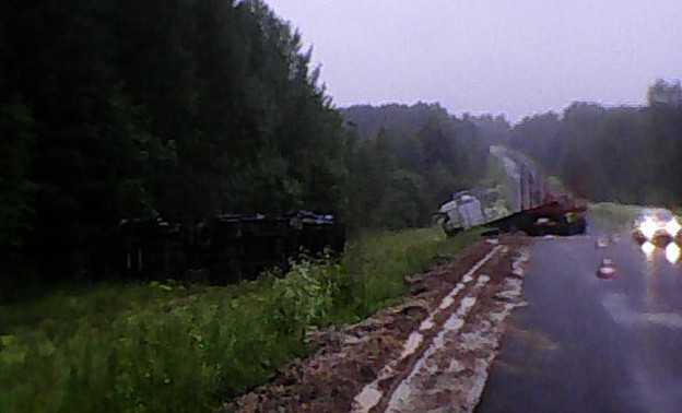 На Советском тракте столкнулись два грузовика