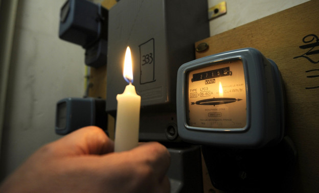 Почти 500 кировчанам отключили электроэнергию из-за долгов