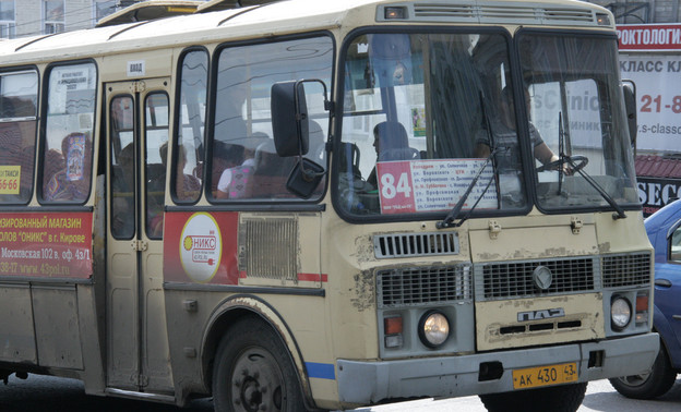 Проверки в Кирове обнаружили 82 чадящих автобуса