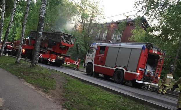 По факту поджога домов в историческом центре Кирова возбудили всего одно уголовное дело