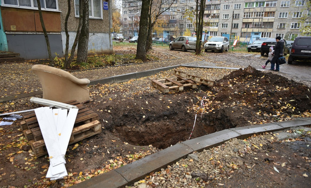 В Кирове синхронизируют графики ремонта дворов и тротуаров с коммунальными раскопками