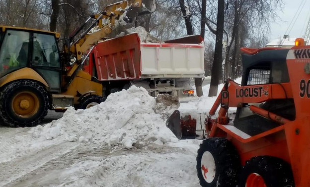 В Кирове подрядчиков оштрафуют за неубранный снег