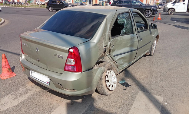 В ДТП на Ленина пострадали два человека