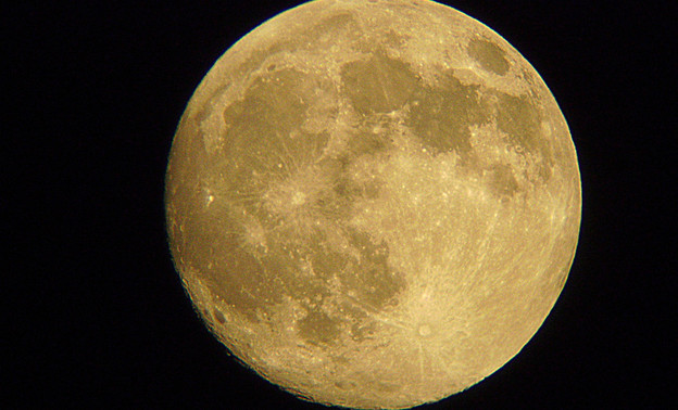 Лунное затмение в Кирове. Фото из соцсетей