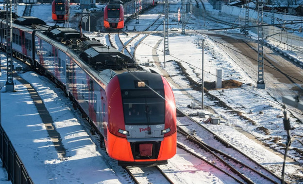 РЖД запустит полностью беспилотный пассажирский поезд в 2026 году