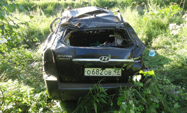 В Кирове водитель «УАЗа» спровоцировал ДТП с двумя пострадавшими