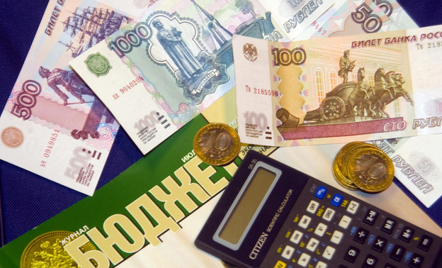 Власти Кирова планируют взять крупные кредиты для спасения бюджета