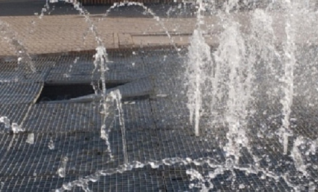 В Кирове девочка травмировалась из-за плохого содержания фонтана