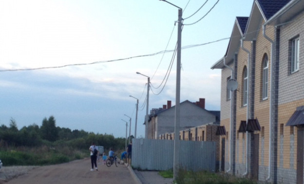 Жители Нового Сергеево просят чиновников осветить микрорайон