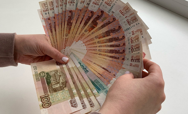 Кировчанка перевела мошенникам более 3 млн рублей