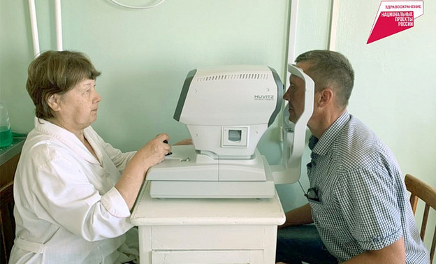 В Вятскополянской ЦРБ появился офтальмологический бесконтактный тонометр