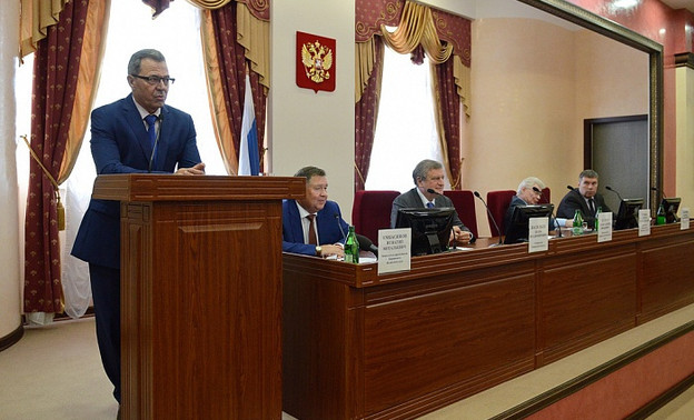 В Кирове торжественно представили нового председателя областного суда