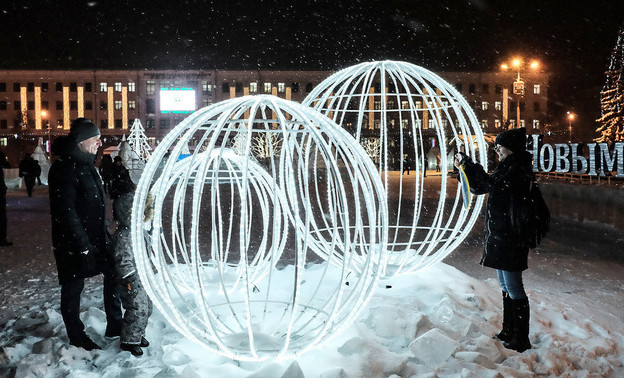 Погода в Кирове. В новогоднюю ночь ожидается лёгкий мороз и снег