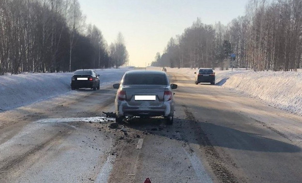 В Уржумском районе столкнулись Lada и Skoda. Есть пострадавшая