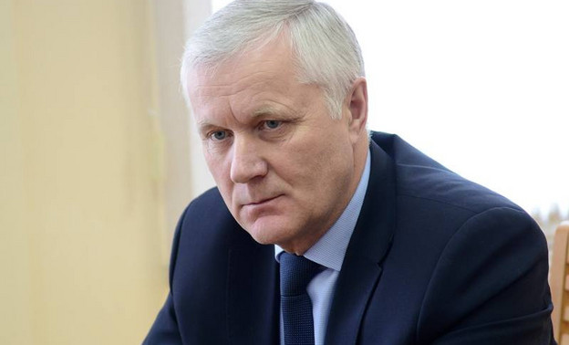 Заместитель председателя правительства Алексей Котлячков уходит с должности