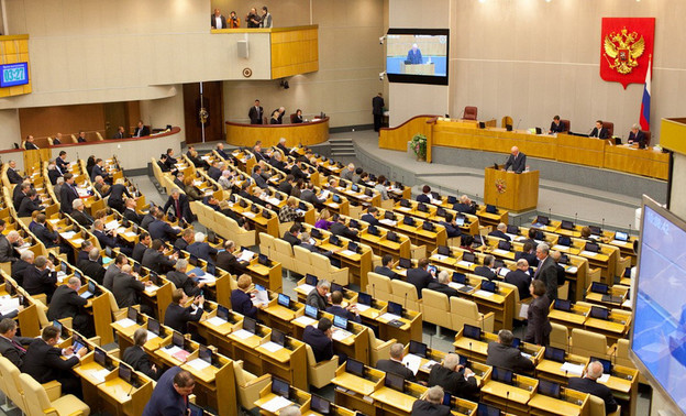 Законопроект о штрафах за пропаганду ЛГБТ Госдума приняла в первом чтении