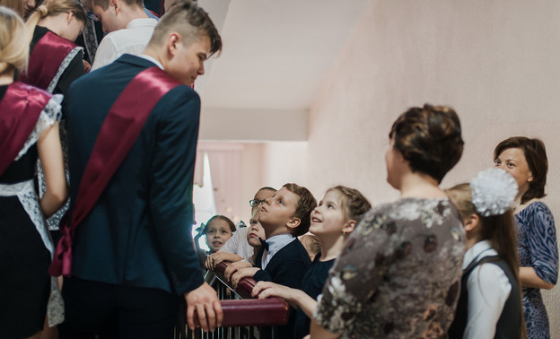 В Кировской области родителям разрешили присутствовать на выпускных в школах и детских садах