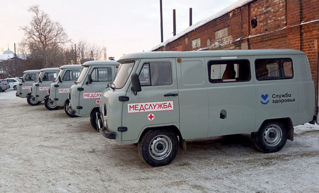 За два года в районы Кировской области поставят 210 машин скорой помощи