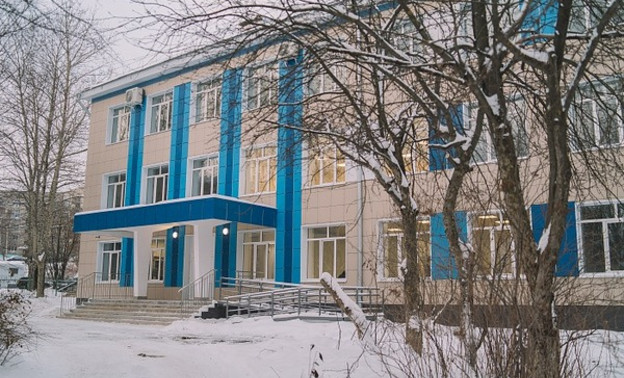 Кировская школа №42 переедет в здание бывшего техникума