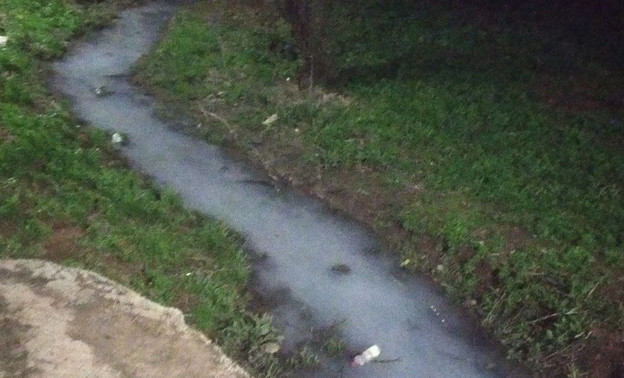 В реку в районе Метрограда сбросили мыльную воду