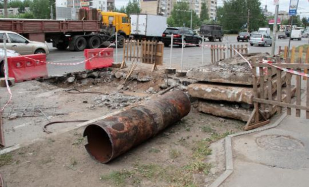 В Кирове теплоснабжающую компанию наказали за несанкционированные земляные работы