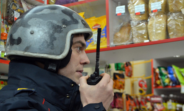 В Кирове задержали двух серийных похитителей продуктов из магазинов