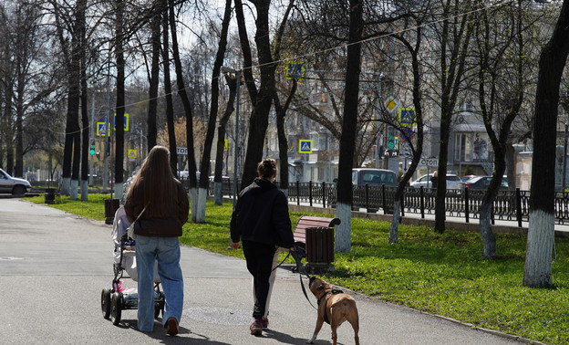 Для женщин с детьми предложили сократить рабочую неделю