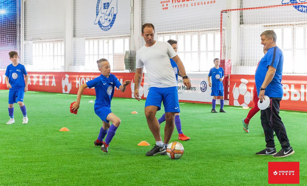 В Кирове открылся первый крытый футбольный манеж «Новый дом Арена»
