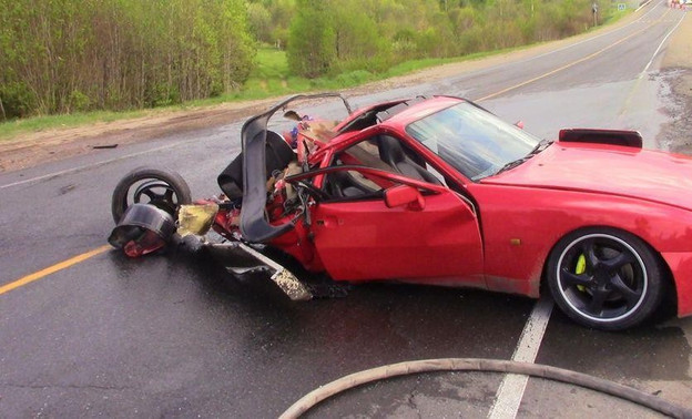 На трассе «Вятка» безработный водитель Porsche въехал в грузовик