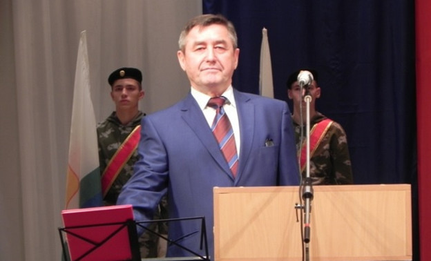 Главу Малмыжского района, осуждённого за взятки, сняли с должности