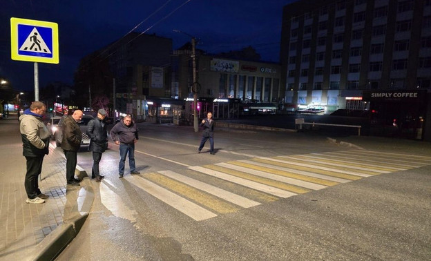 В Кирове проверили дорожную разметку на самых загруженных перекрестках