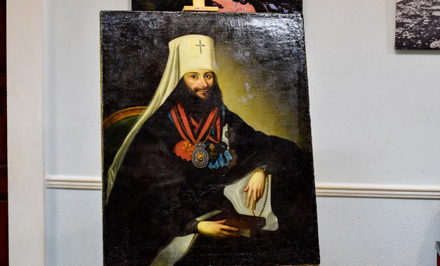 Уникальный портрет из кировского краеведческого музея отправился в Санкт-Петербург