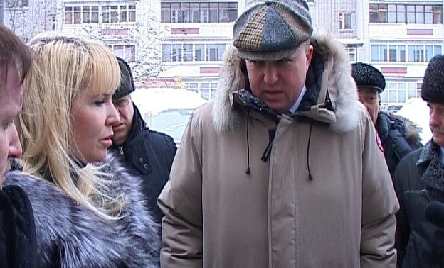 Константин Мищенко оказался недоволен работой кировских коммунальщиков