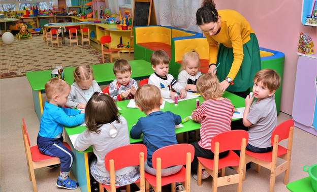На выходной неделе в Кирове будет работать 51 группа в детских садах