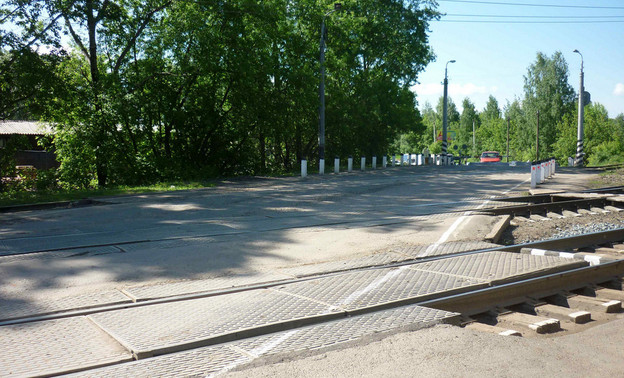В Кирове железнодорожный переезд на Потребкооперации перекроют на две ночи