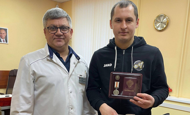 Хоккеист «Мурмана» Андрей Медведев стал донором костного мозга