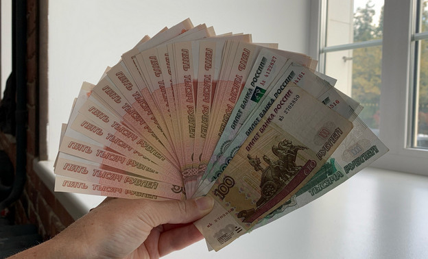 В Кировской области работодатели погасили 15 млн рублей долгов перед своими сотрудниками