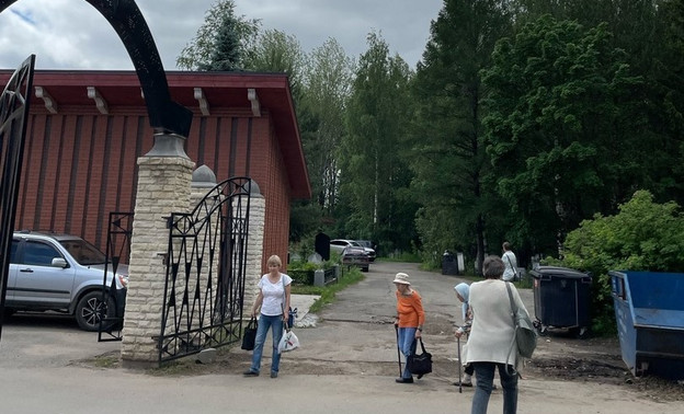 Кировчане возмутились отсутствием туалетов на Макарьевском кладбище